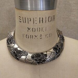 Mexican Vintage Sterling  Silver Choker Necklace with Garner Stones